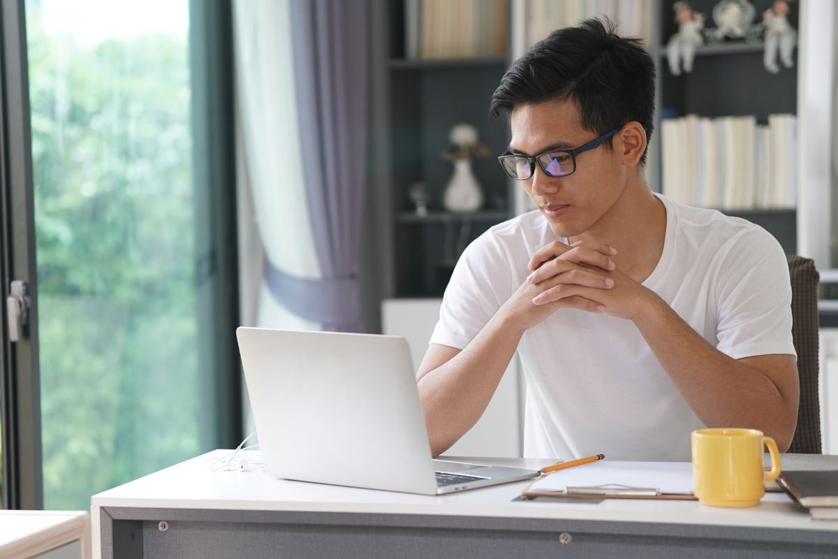 Subsidios y Préstamos para Estudiantes en Canadá - Cómo Aplicar