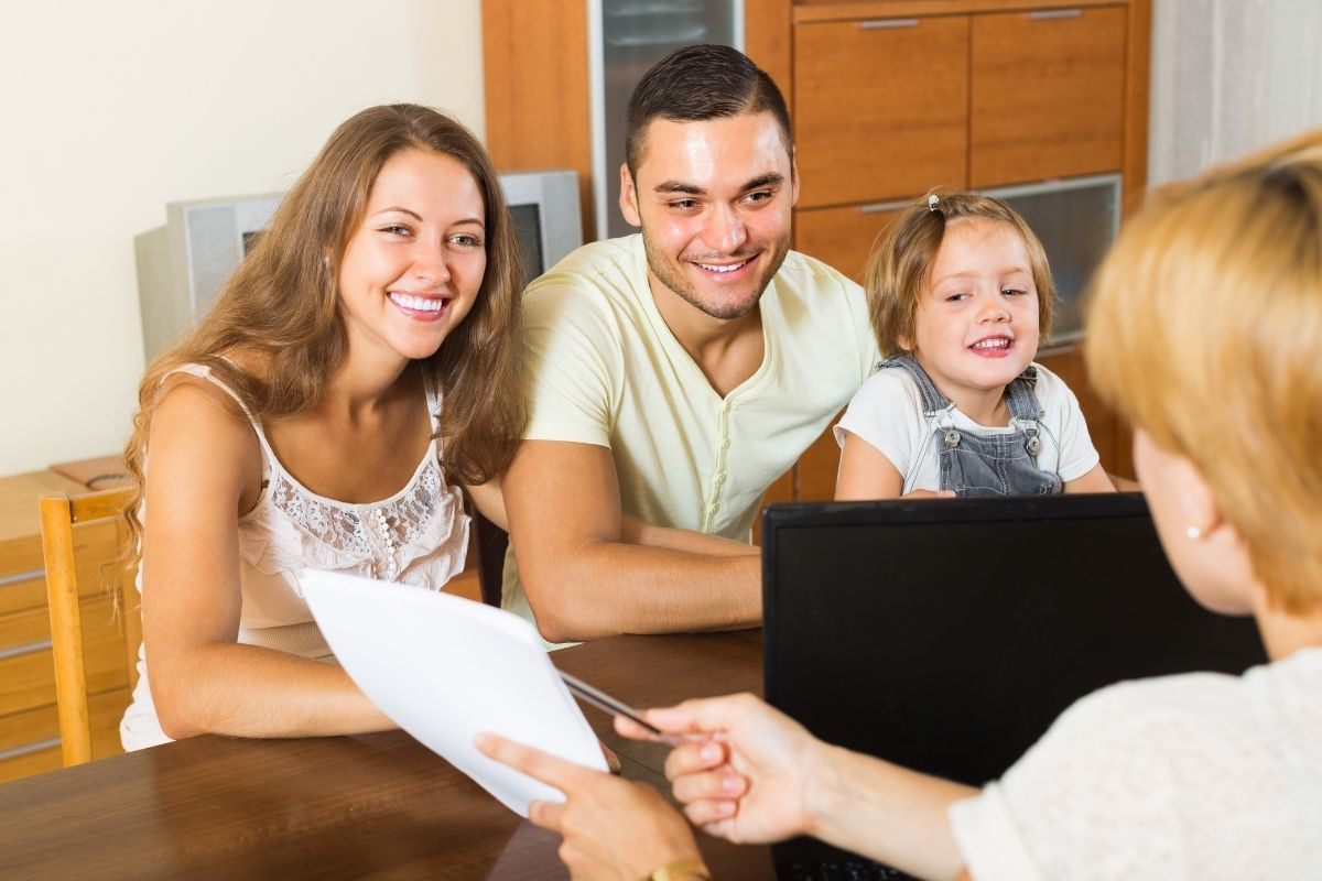 Asistencia Temporal para Familias Necesitadas (TANF) - Cómo Solicitar